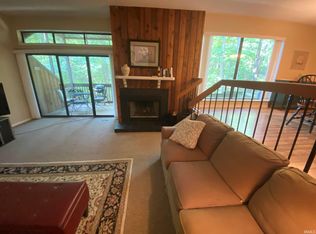 9449 S Pointe Lasalles Dr UNIT 62, Bloomington, IN