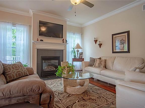 3rd image of 55 Caraway Ct