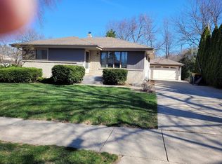 9620 W Harding Pl, West Allis, WI 53227