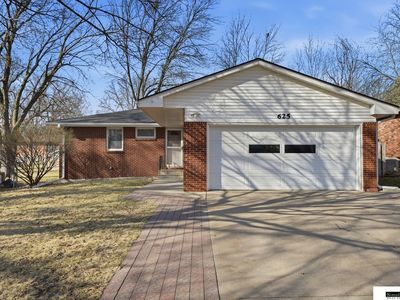 625 Sierra Dr, Lincoln, NE, 68505