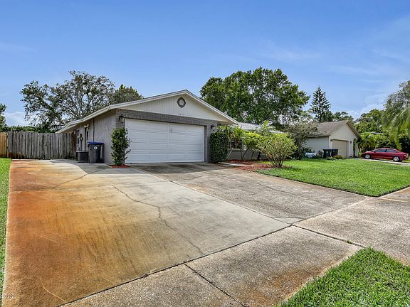 3rd image of 2535 White Oak Ln