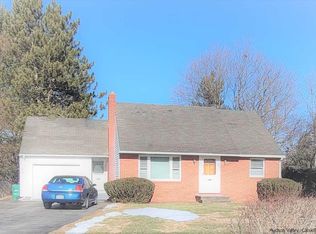 202 Clay Rd, Ulster Park, NY 12487