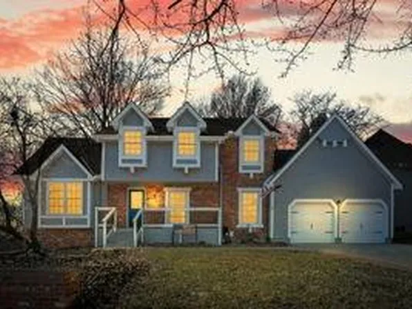 12641 W 82nd St, Lenexa, KS 66215