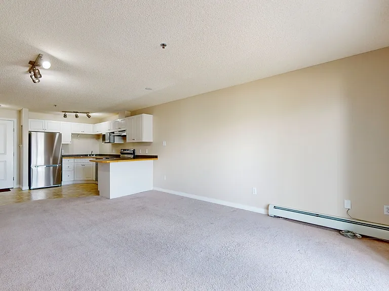 2305 35a Ave NW #211 — Photo 22