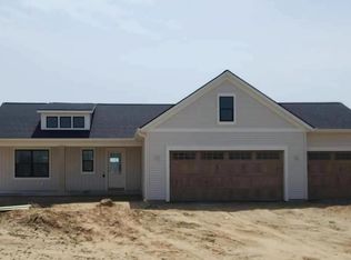 2624 Highridge Ct, Dorr, MI 49323