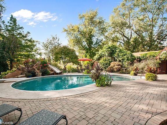 2nd image of 5704 Riverview Dr