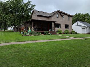 625 S Wilson St, Wilber, NE 68465