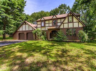 237 Michael Dr, Red Bank, NJ