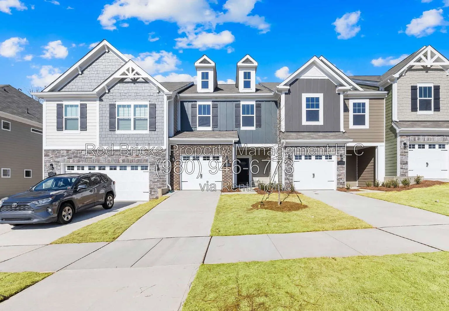 3 bed, 2.5 bath, 1601 sqft, $2,095 — Photo 1