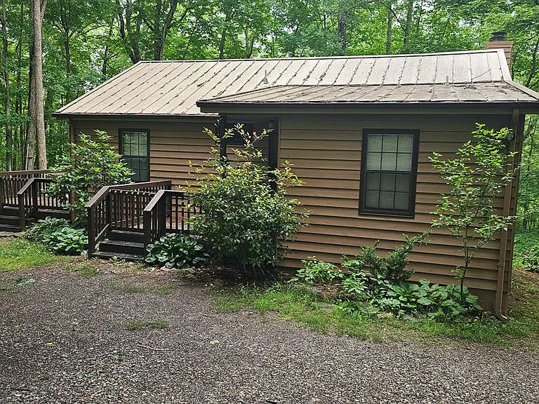 79 Coby Ann Ln — Photo 1