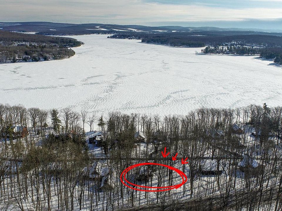 1st image of 135 Glen Cove Rd