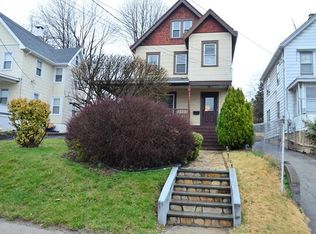 627 Washington St, Peekskill, NY 10566