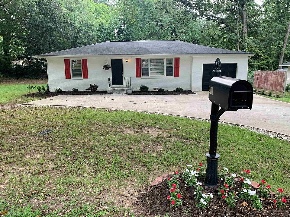 1st image of 2111 Meadowbrook Ln SE