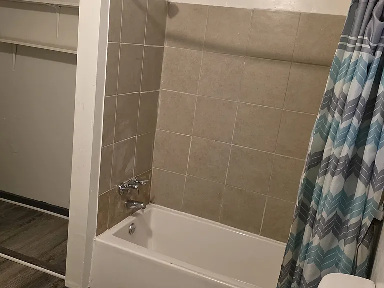 227 Hummel St — Photo 10