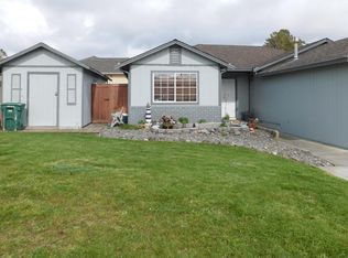 25 Shadowbrook St, Loleta, CA 95551