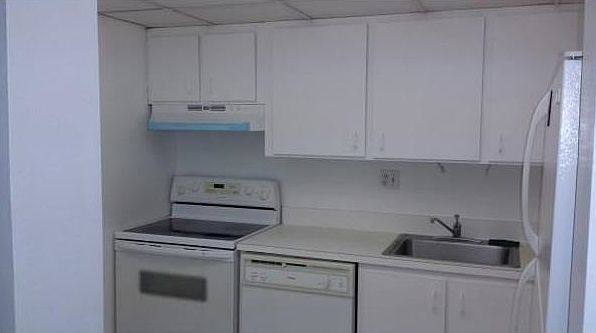 1st image of 7820 Colony Cir S #10