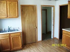 5th image of 1025 W Gilbert Ave