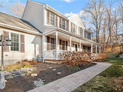 10 Mount Pleasant View Ave, Cumberland, RI, 02864