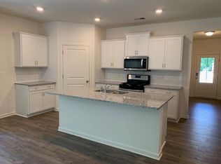4799 Barrett Oaks Dr S, Millington, TN 38053