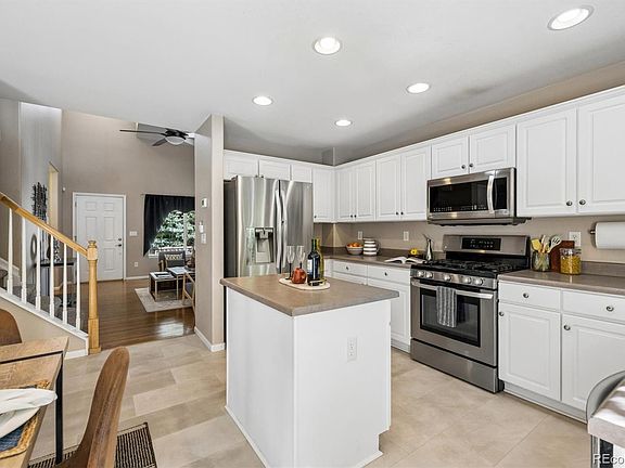 5th image of 5652 S Yakima Way