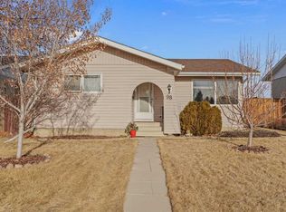 98 S Eagle Rd N, Lethbridge, AB T1H 4S6