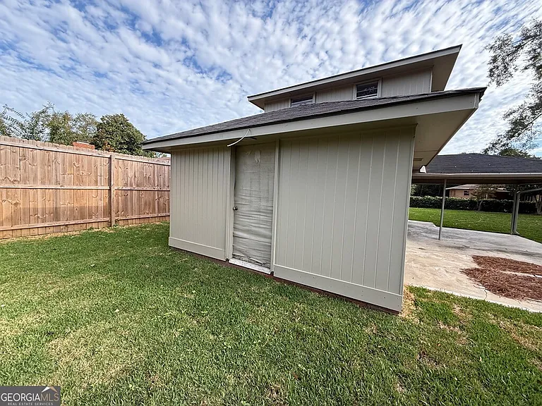 412 Roberson St — Photo 44
