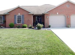 1481 Field Crest Ln, Jasper, IN 47546