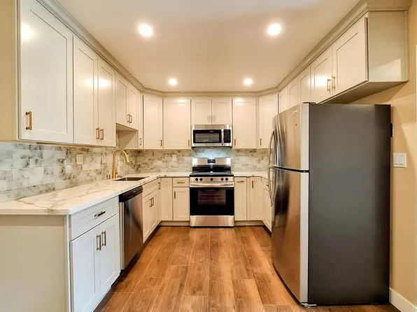 890 Burbank Dr APT 1, Santa Clara, CA 95051