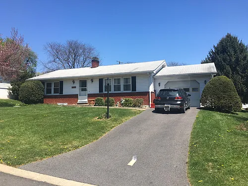 1327 Harris St Photo 1