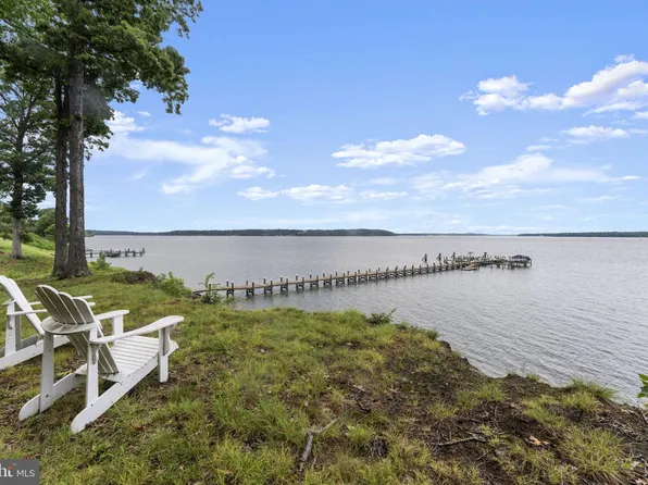 11295 Cresswell Lndg, Lorton, VA 22079