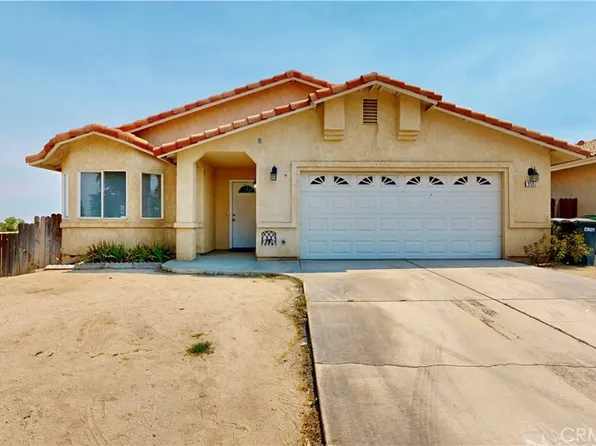 9597 Mountain Pine Ct, Phelan, CA 92371
