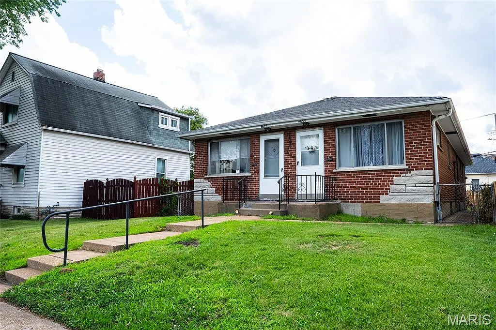 2 bed, 798 sqft, $1,325 — Photo 4
