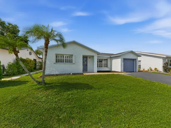 7198 E Pine Forest Cir Circle E, Lake Worth, FL 33467