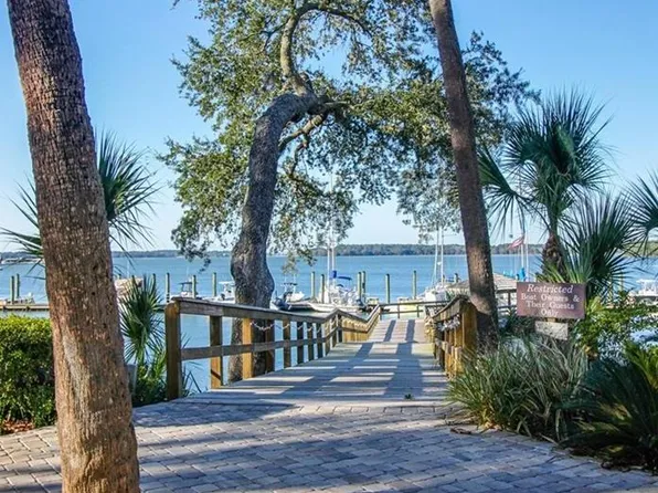 4 Village North Dr APT 51, Hilton Head Island, SC 29926