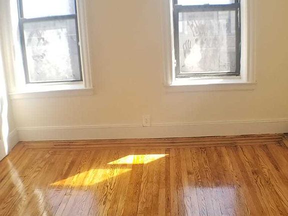 5th image of 621 W 172nd St APT 63