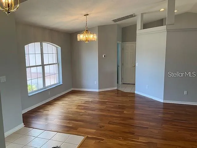 3 bed, 2.0 bath, 1755 sqft, $1,800 — Photo 4