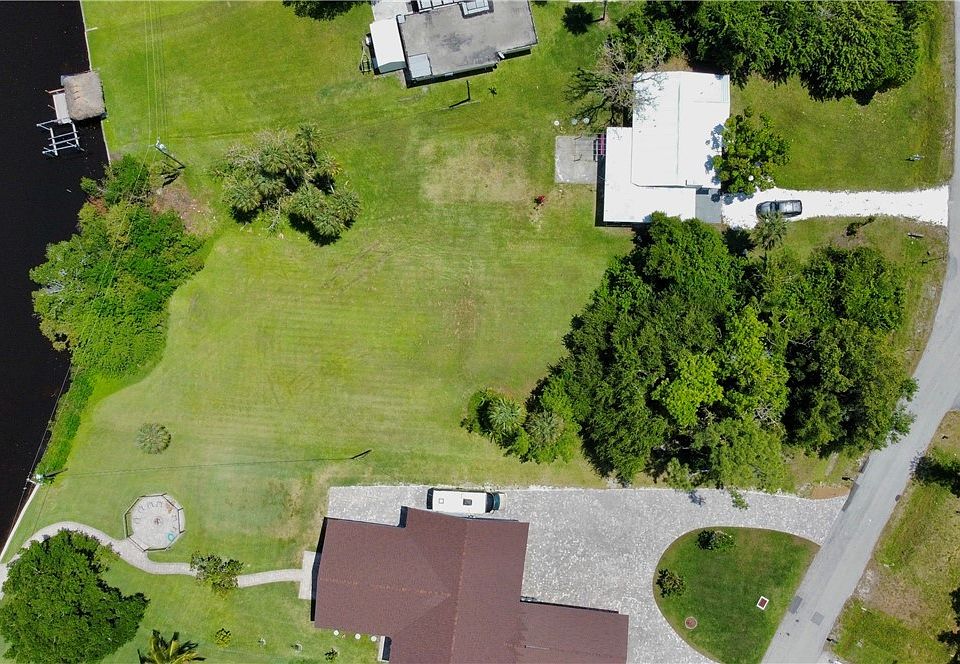 1st image of 1302 Wendell Ave