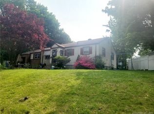 94 Cornwall St, Hartford, CT 06112