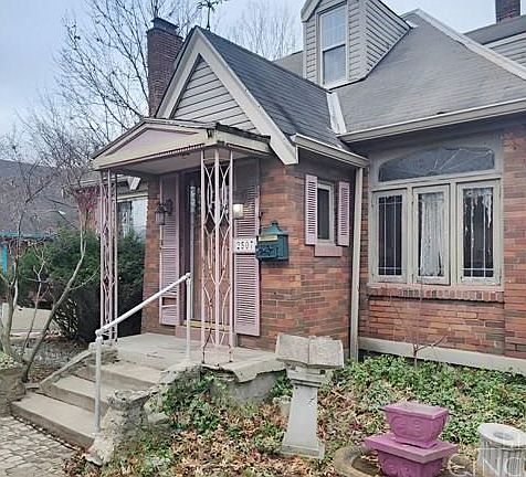 3rd image of 2507 Forthmann Pl
