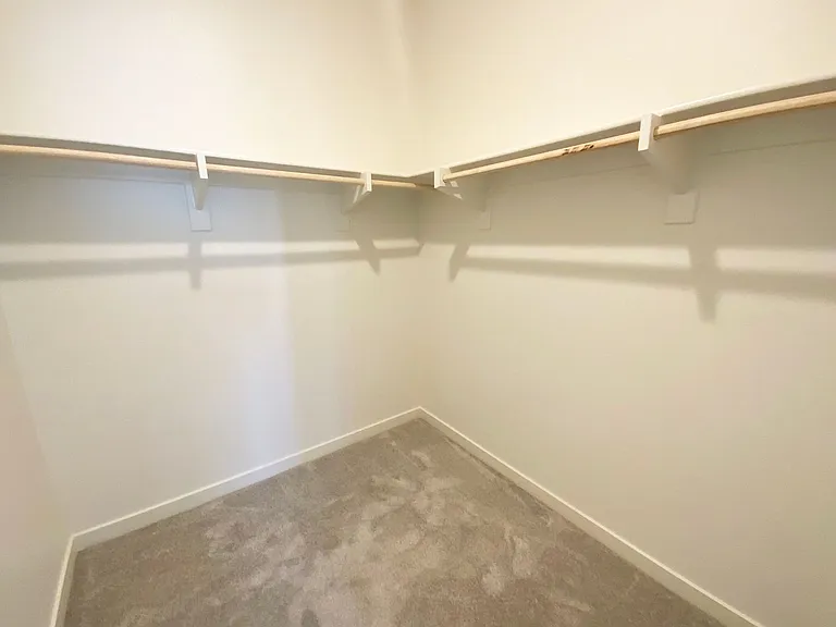 5460 Shorefront Dr #135 — Photo 17