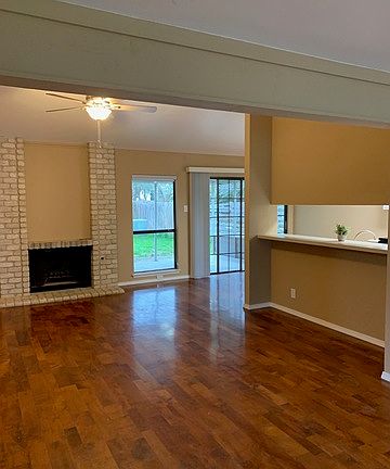 4th image of 11919 Dawnhaven St