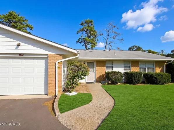 33A Gramercy Lane, Manchester, NJ 08759