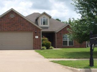 8477 W Vista Terrace Dr, Fayetteville, AR 72704