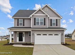 736 Peridot Ct, Winterville, NC 28590