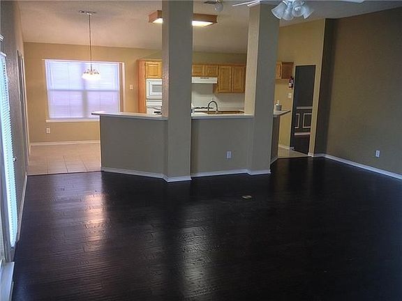 5th image of 3416 Cherry Blossom Ln