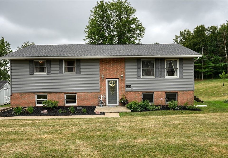 1st image of 585 Vincent Dr