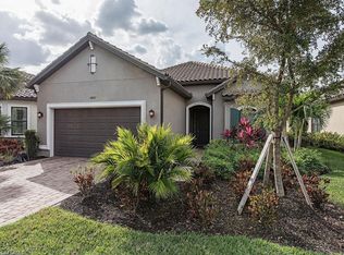8847 Vaccaro Ct, Naples, FL 34119
