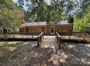 637 Green Chapman Rd, Gastonia, NC 28056