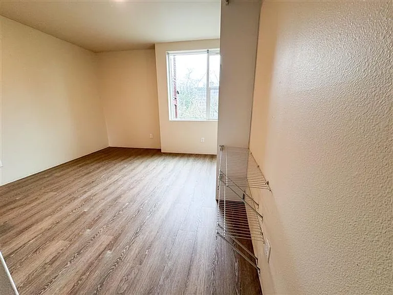 Vision 5 Apartments — Photo 24