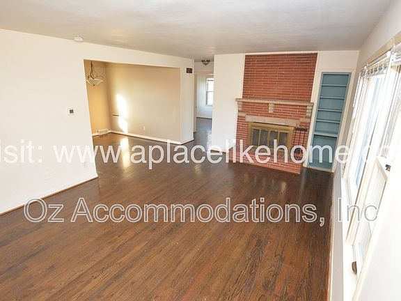 4th image of 4952 N Garfield Ave